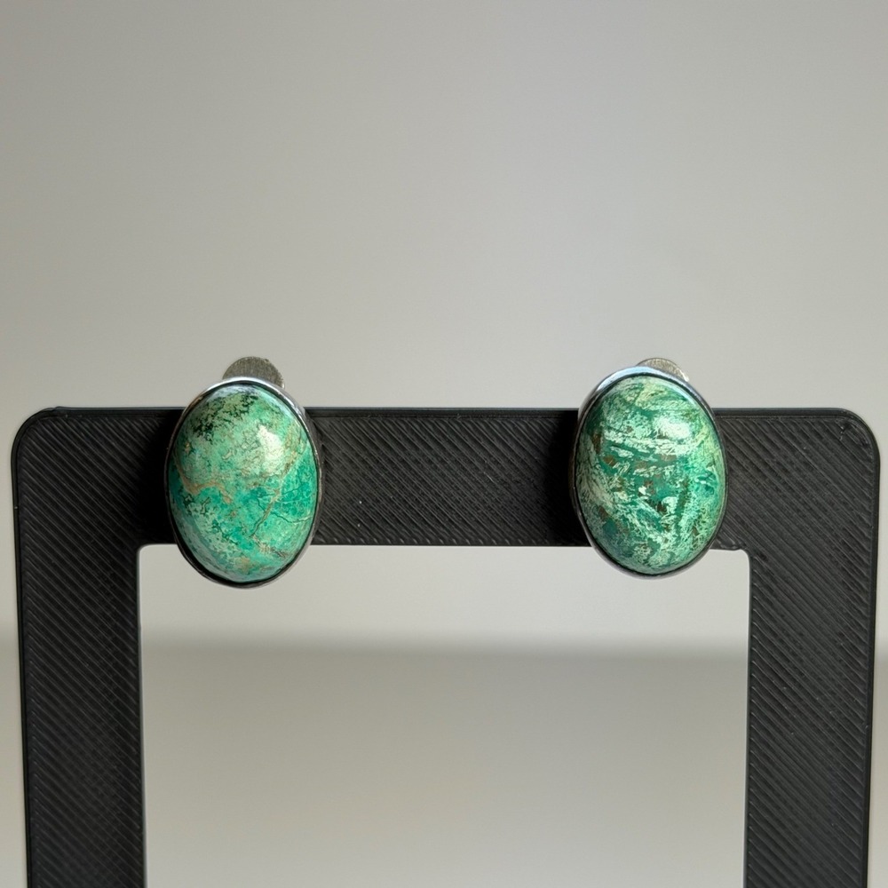 Vintage 925 Sterling Silver Green Turquoise Oval Cabochon Clip‎ On Earrings